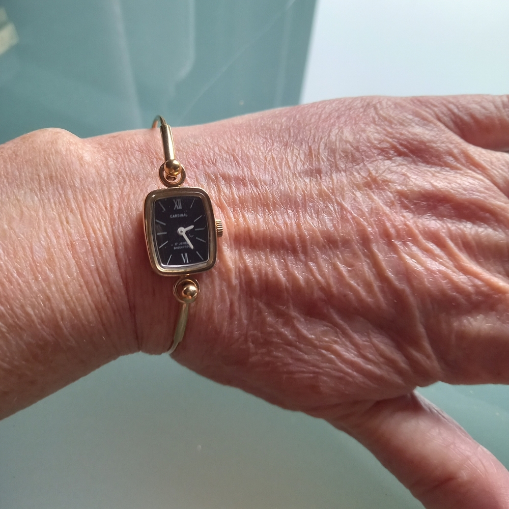 Vintage Thin Gold Tone "Not Working" Cardinal Women's Watch